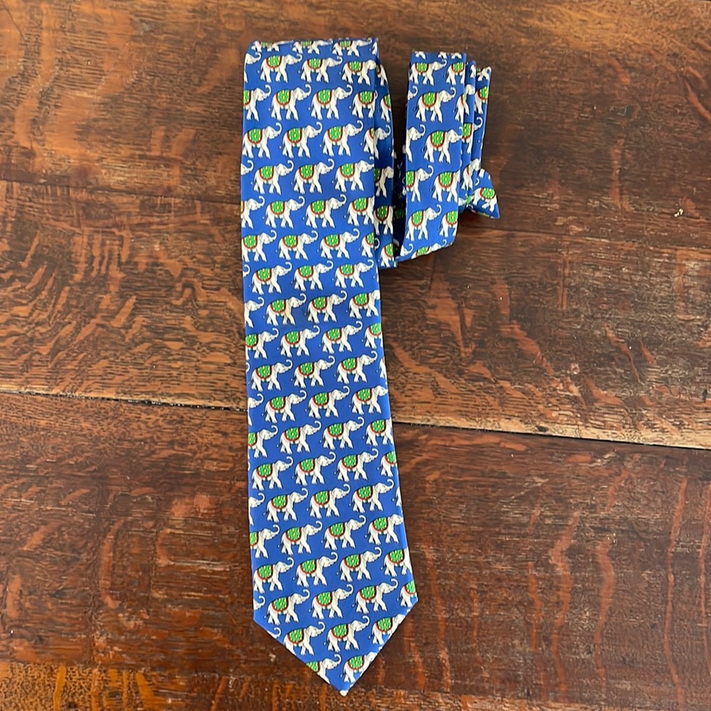 Coles Shirtmaker London Silk Elephant Tie